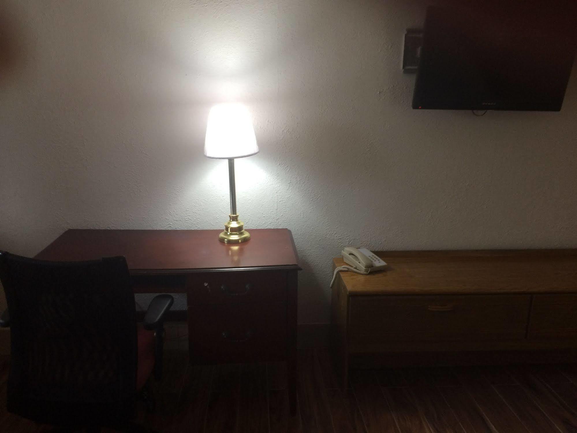 Studio 6 Suites Hurricane, Wv Экстерьер фото
